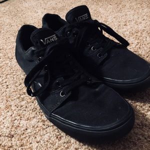 Men’s Size 9.5 Black Vans